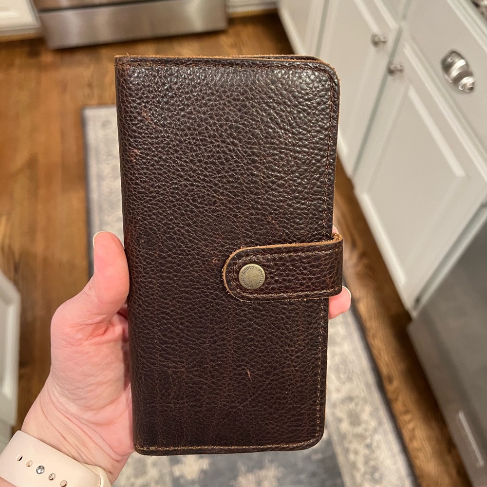 Portland leather women’s bifold wallet